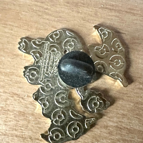 Pokémon‎ Charizard Collectible Pin - Picture 3 of 3